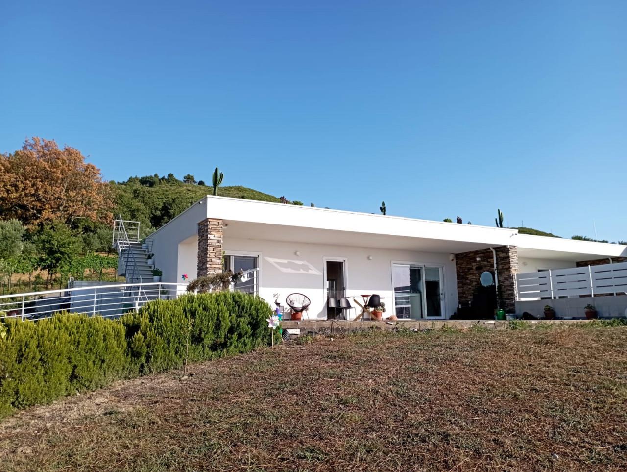 Agropoli, the sea, tranquility and privacy in the modern terraced villa
