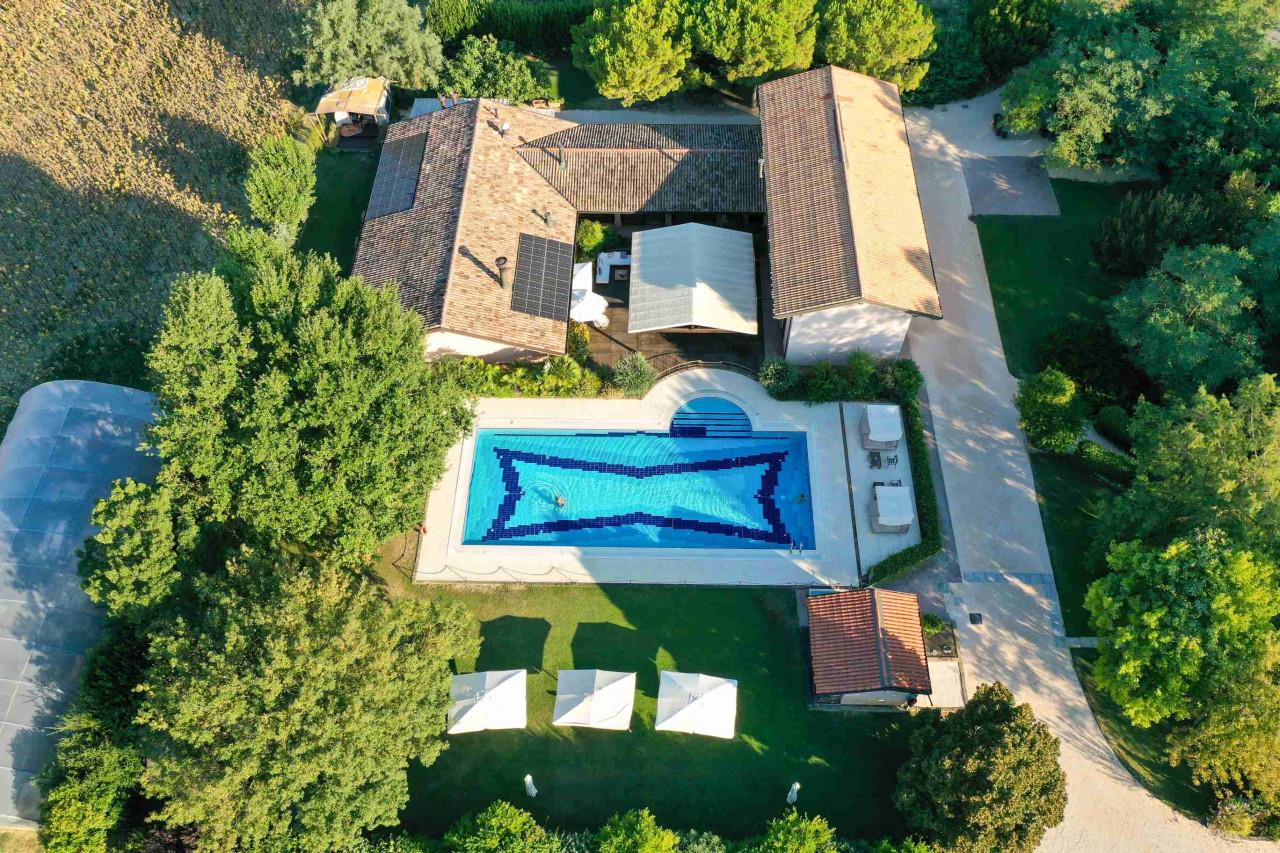 Castiglione di Ravenna, the tranquility of the countryside in a luxury B&B
