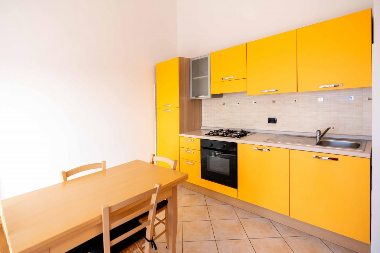 Valledoria, three-room apartment with terrace
