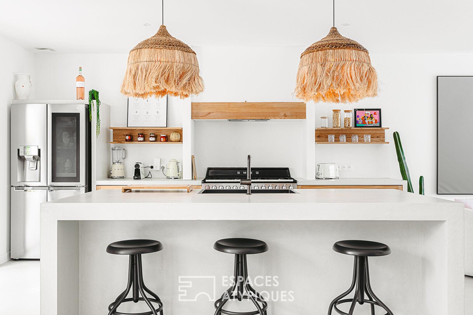 Exceptional renovation in a peaceful environment