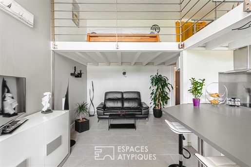Loft with terrace in a unique location