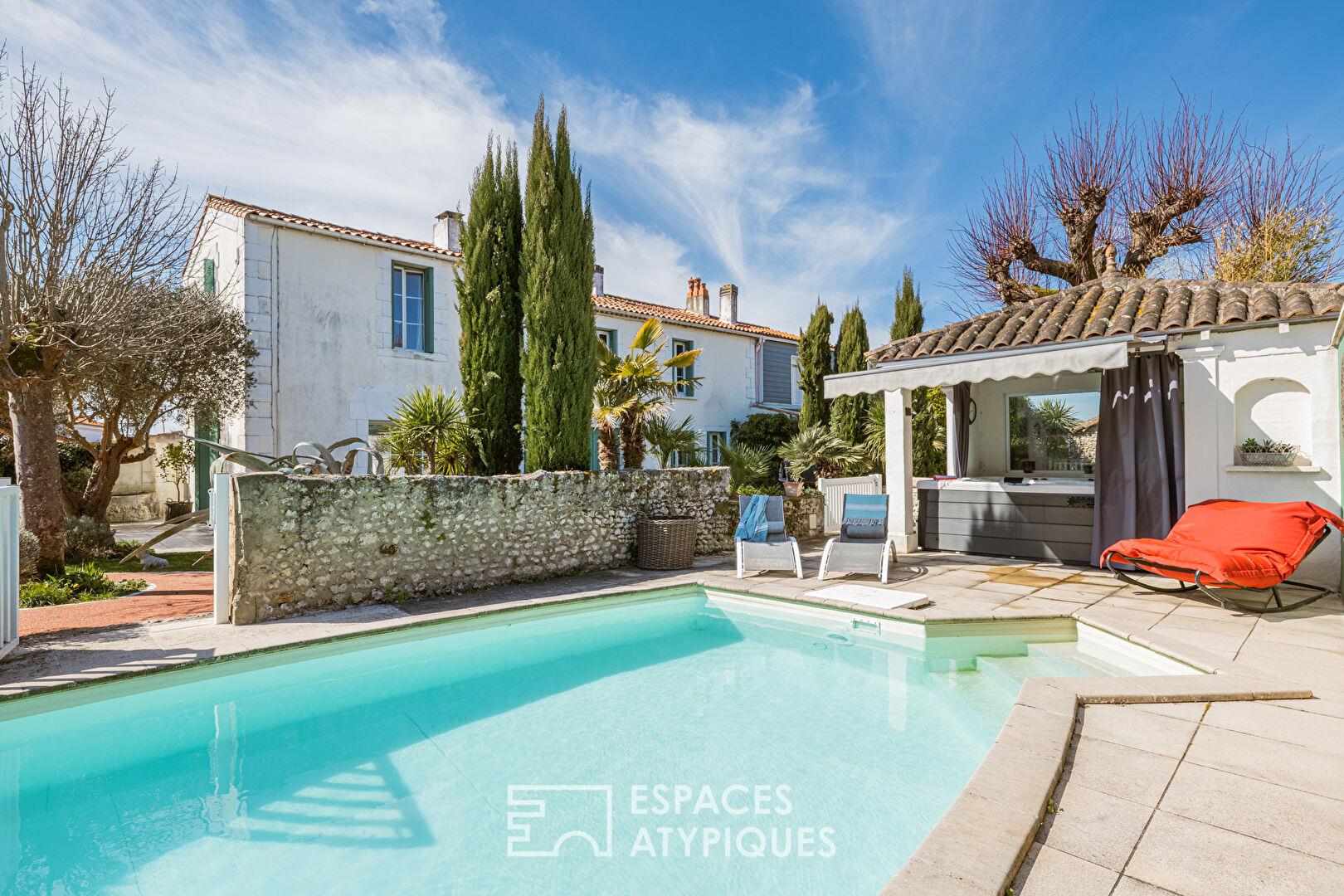 Authentic and warm Charentaise with Provençal charm