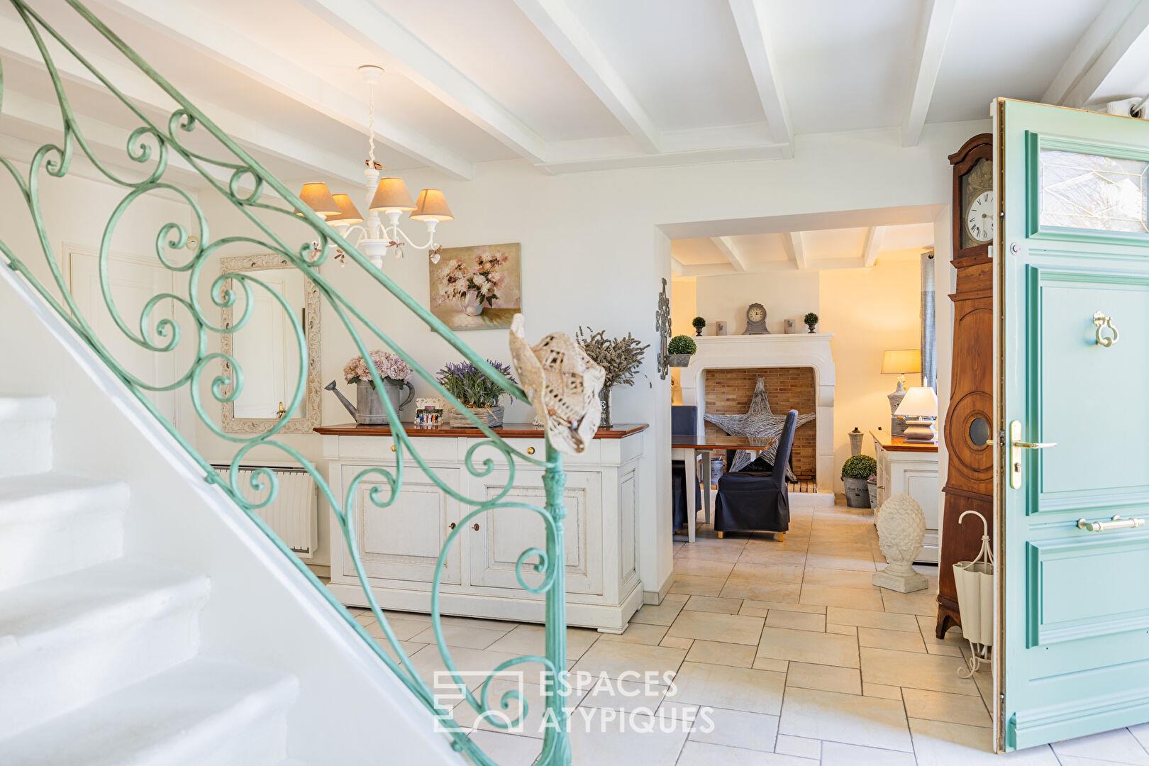 Authentic and warm Charentaise with Provençal charm