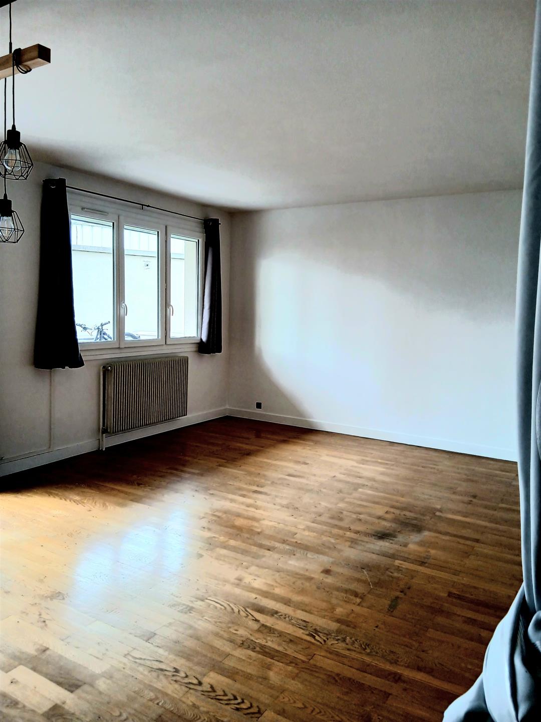 Purchase: Apartment (69400)