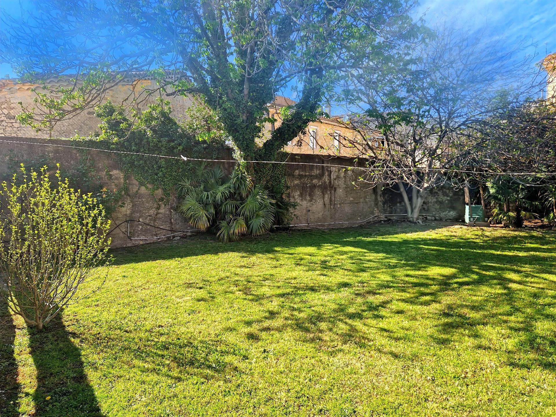 Sale House 8 Rooms Sommieres