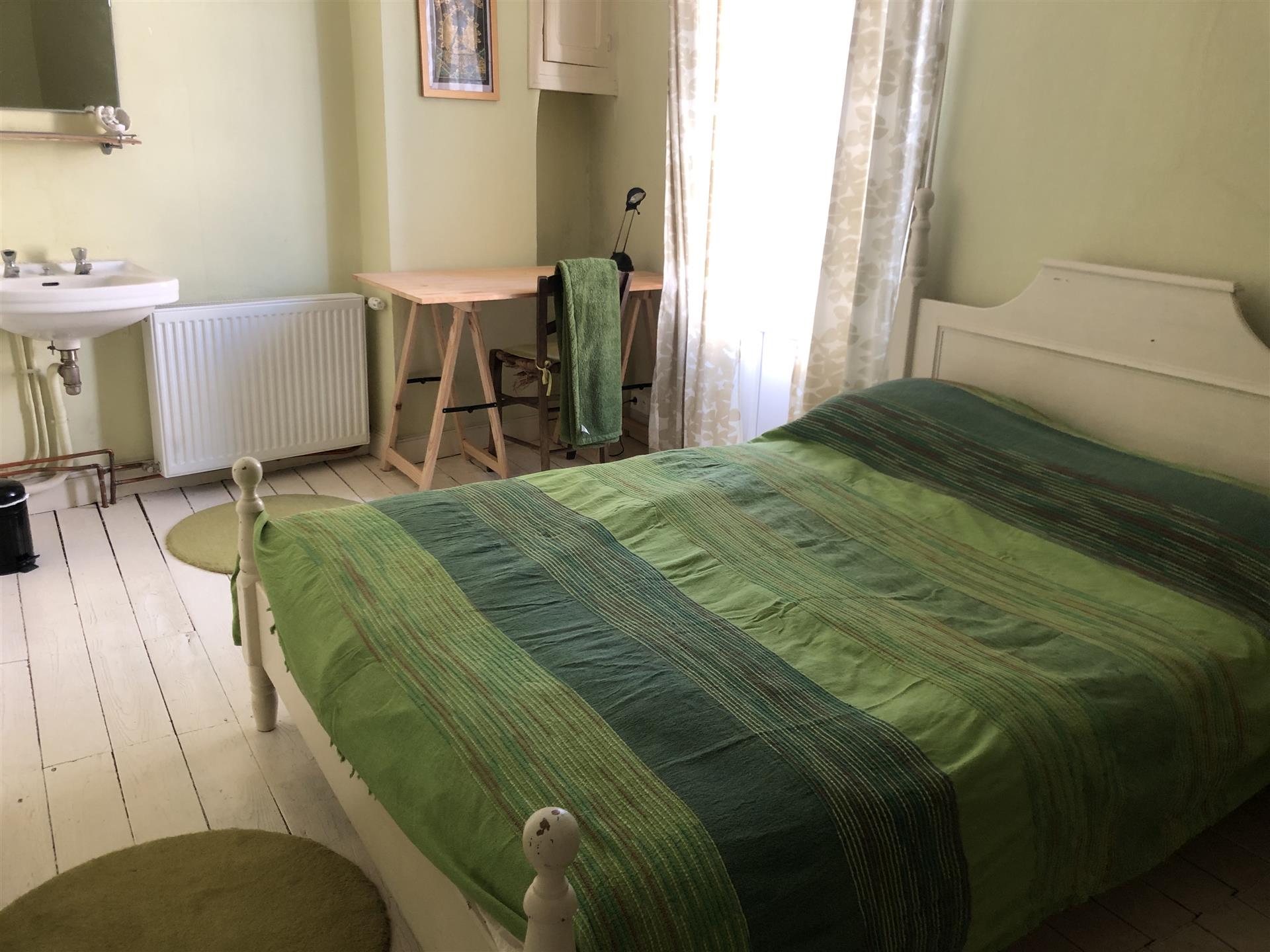 Beautiful Free-standing House in Quillan