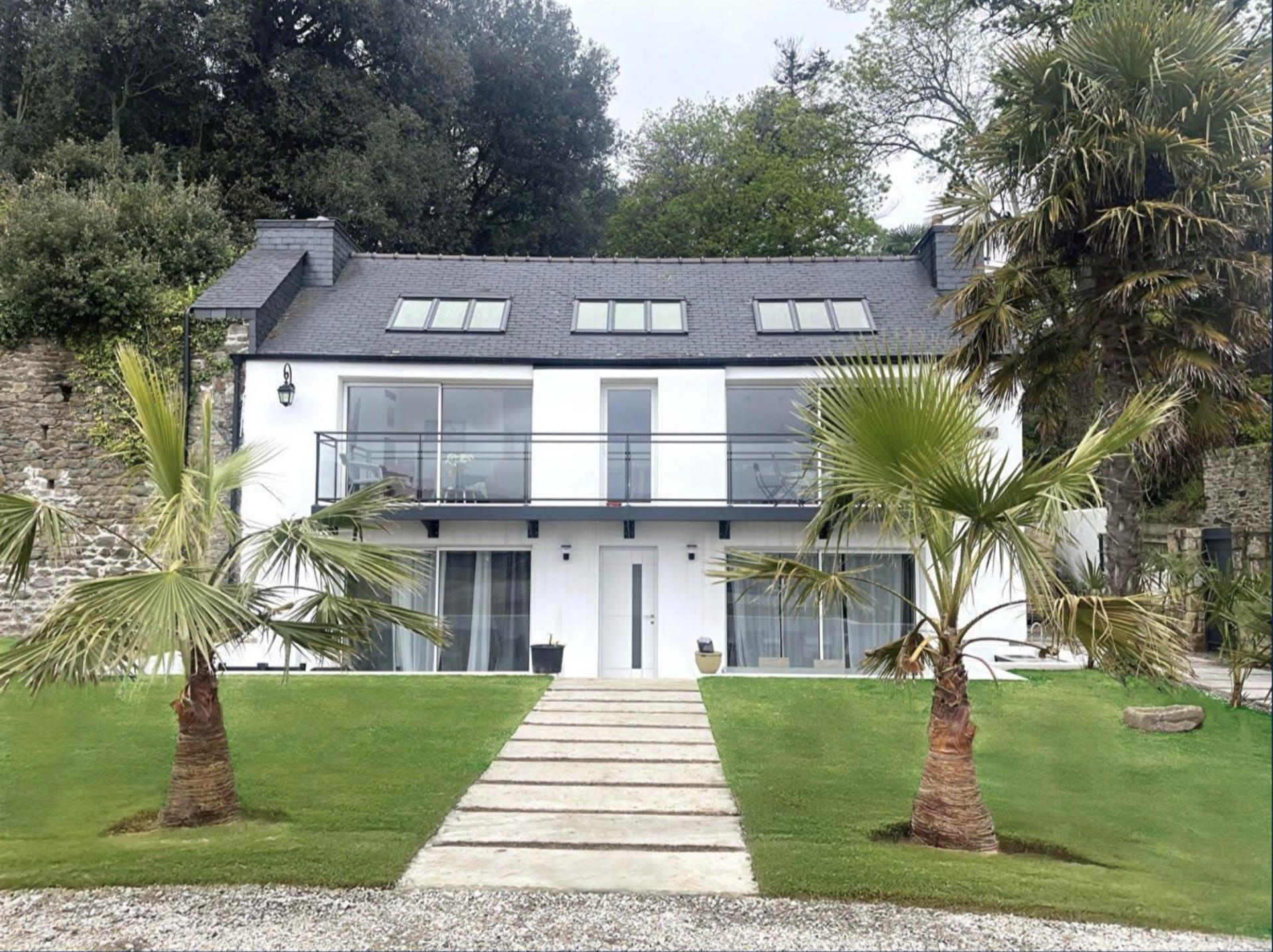 Le Relecq-Kerhuon Corniche (Pen An Toul) Property