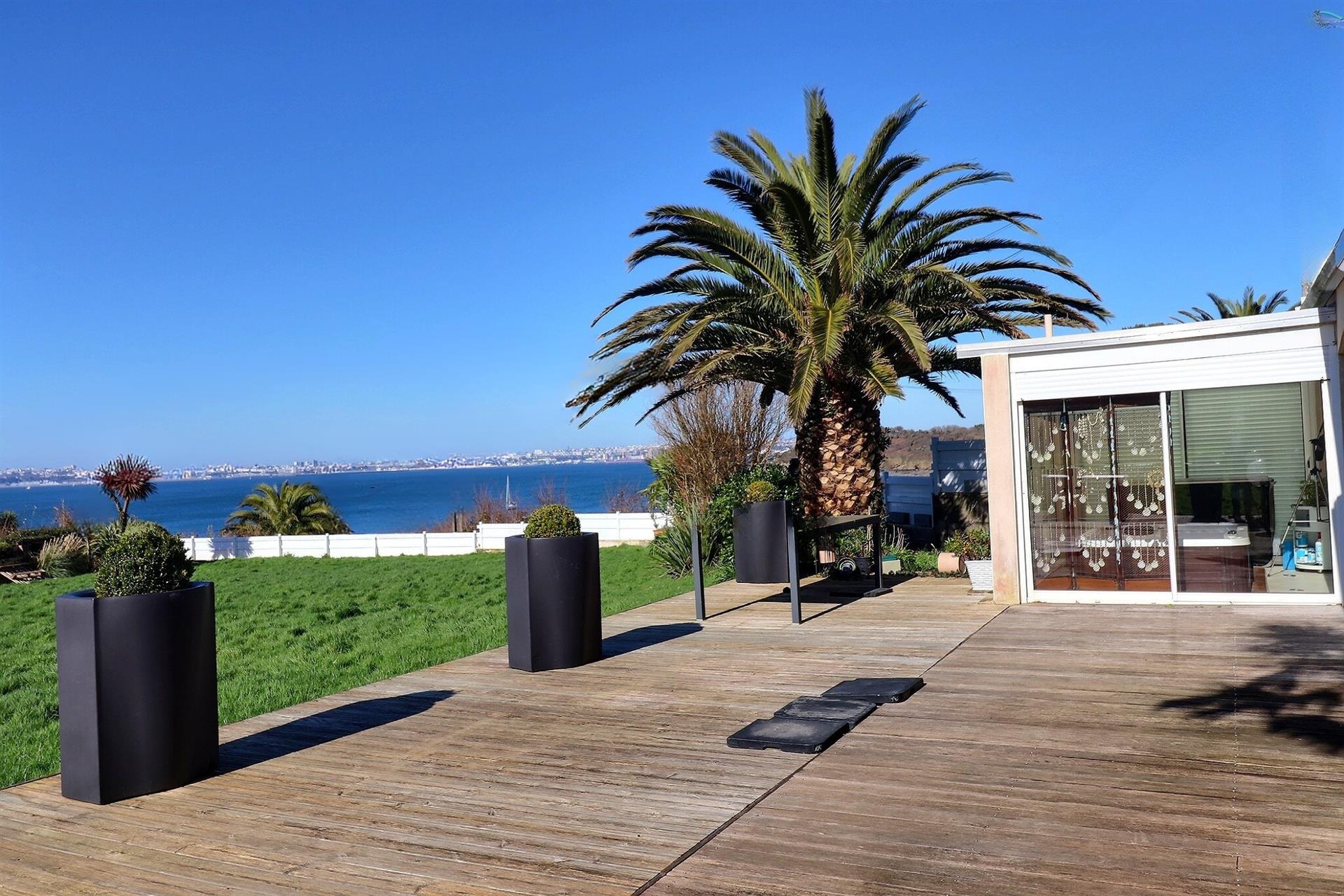 Maison à vendre, 252m², Plougastel-Daoulas