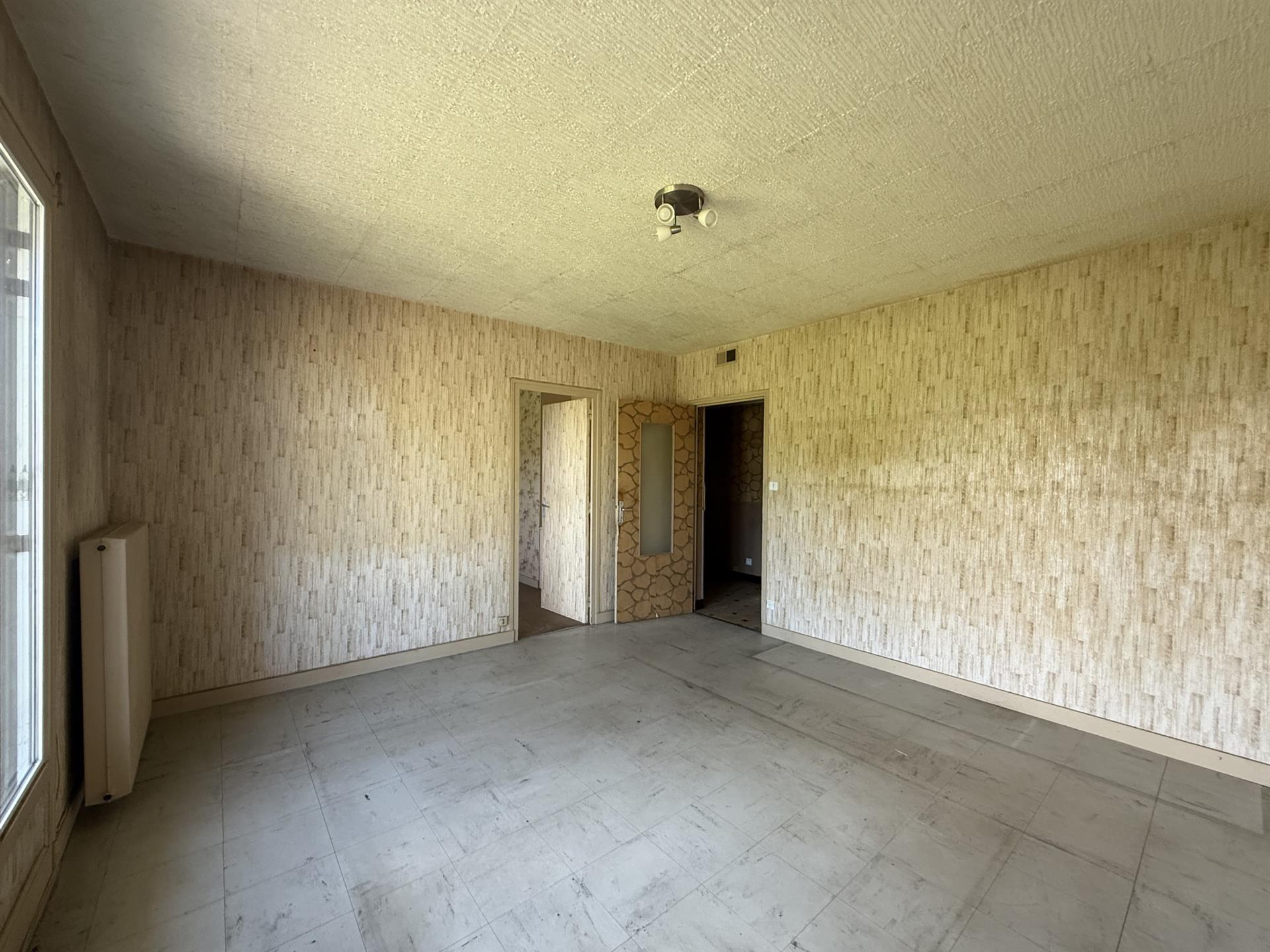Ideal Apartment for Investors / First-Time Buyers