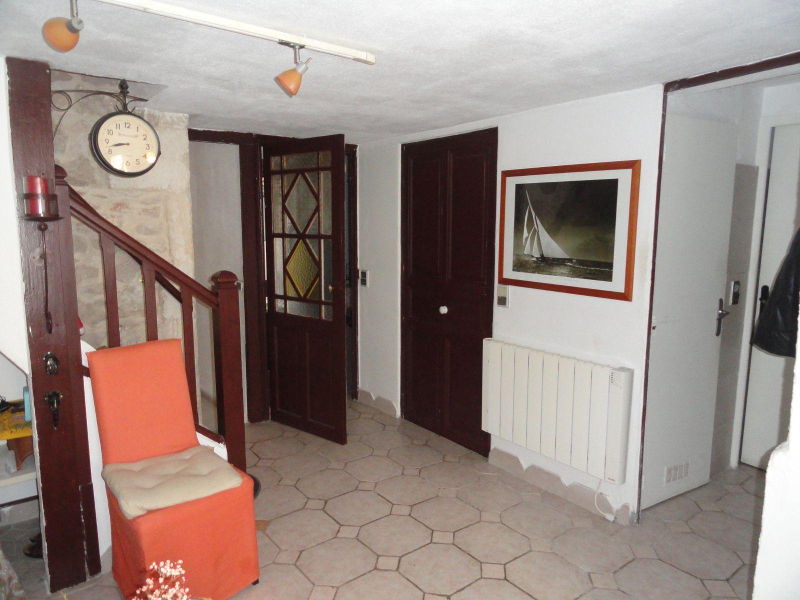 Purchase: Apartment (30000)