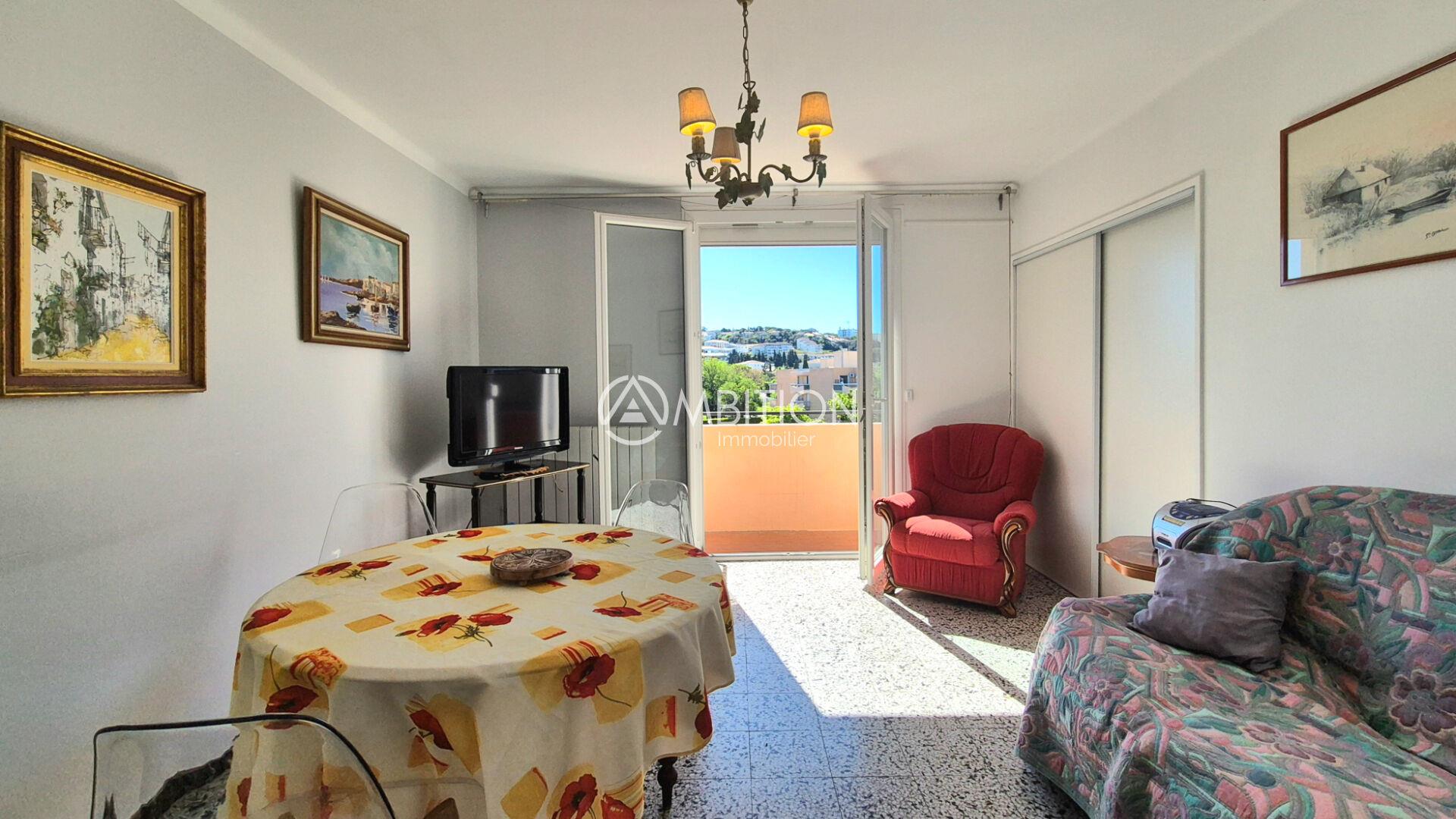 Purchase: Apartment (83700)