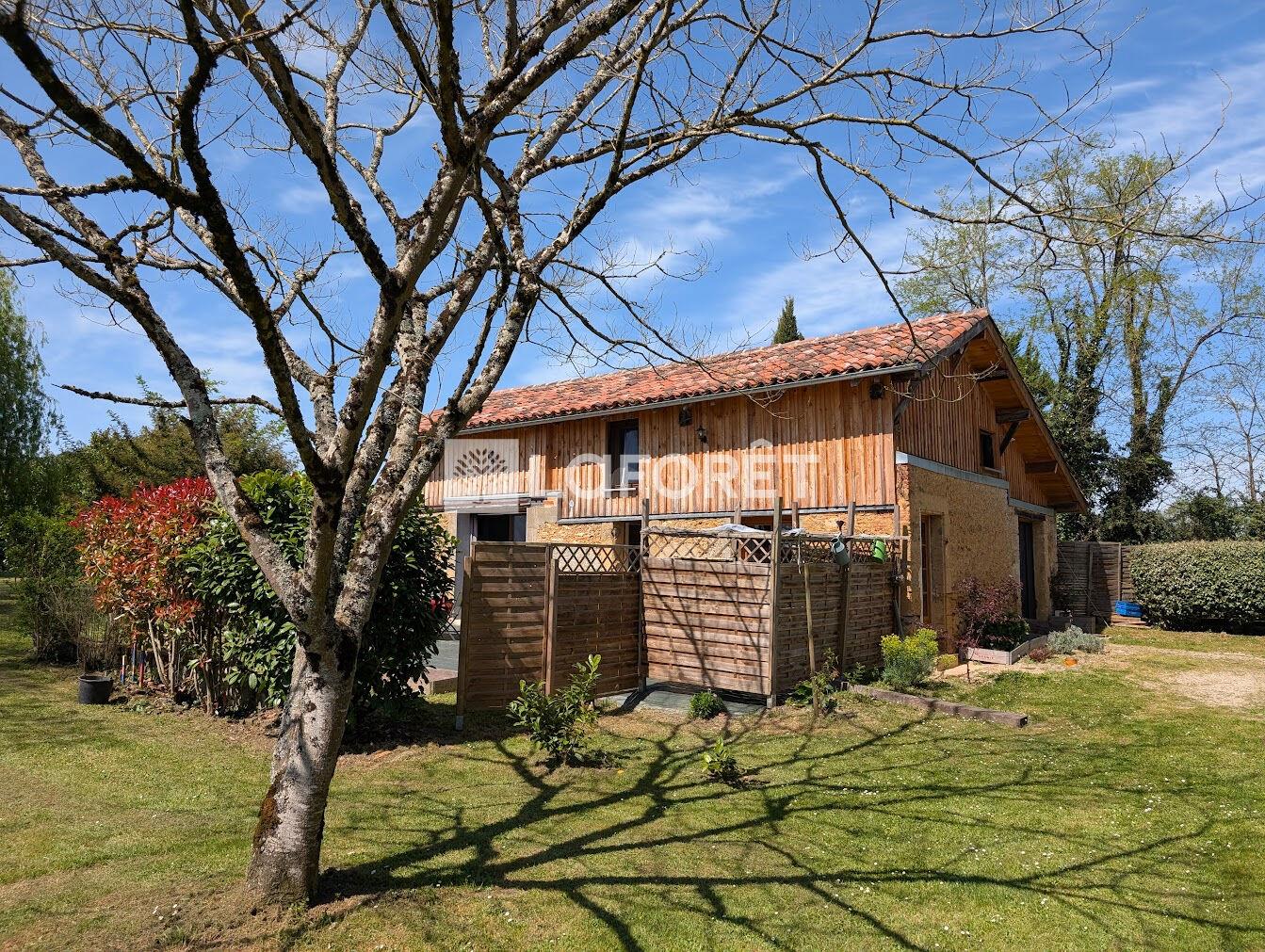 Propriété de charme avec gîte ou double habitation au coeur du Gers