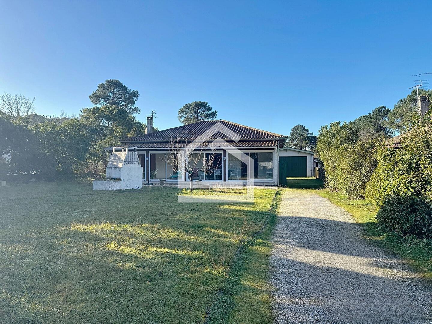 Purchase: Luxury property (33950)
