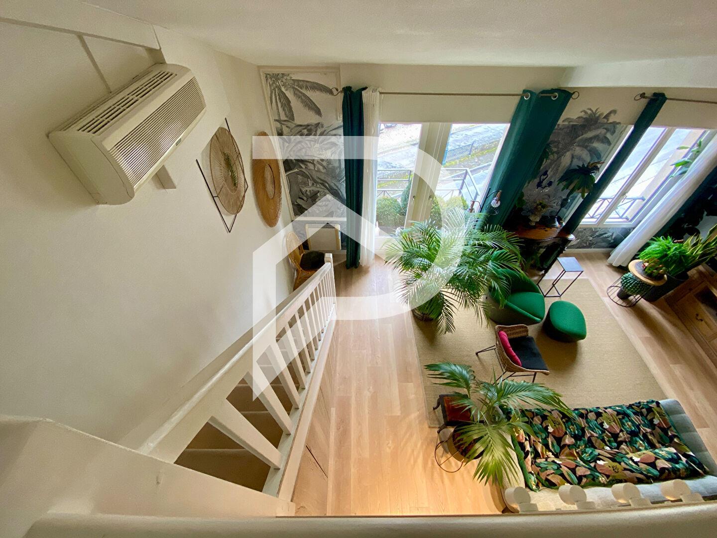 Duplex Mezzanine Apartment in Périgueux
