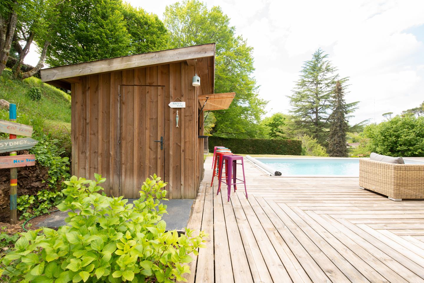 Renovated Residential Architecture - Carignan-De-Bordeaux - 1970 - Nc