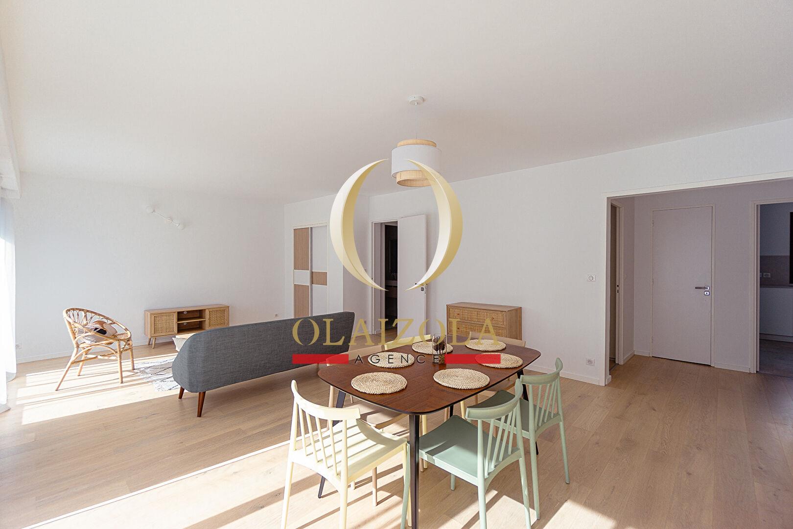 Biarritz Saint-Charles - T4 Traversant avec Balcon au Sud