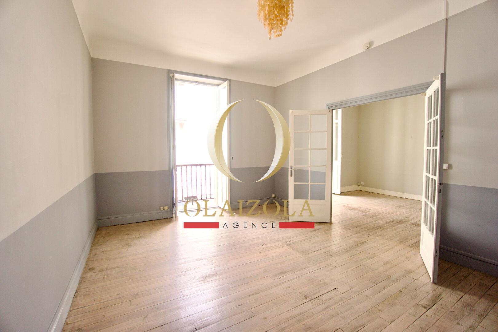 Compra: Apartamento (64200)