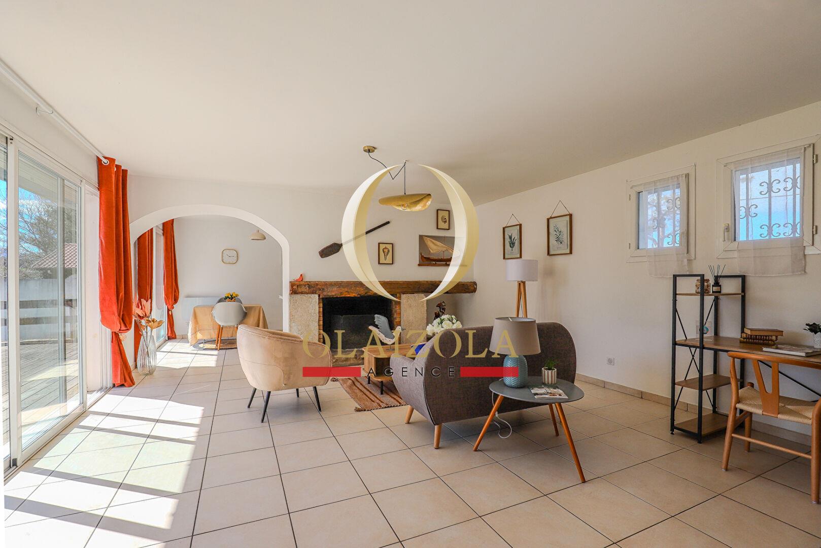 Saint Jean De Luz / Acotz - 4-room single-storey house with garage and beautiful garden.