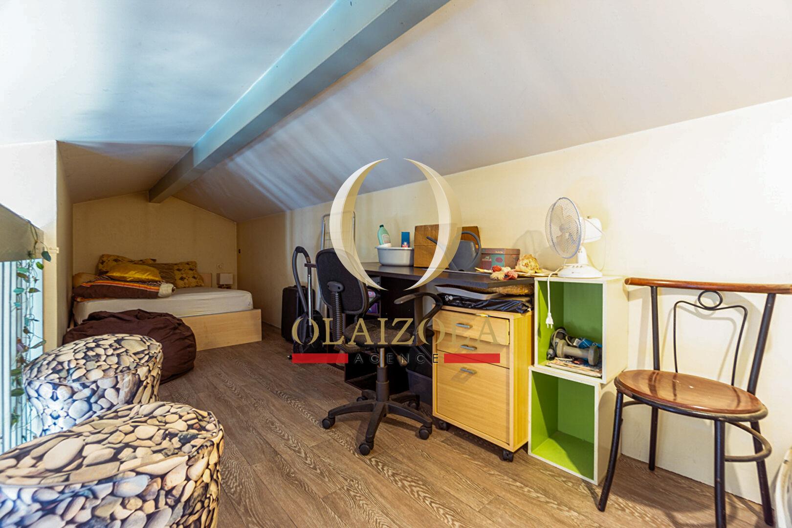 Purchase: Apartment (64210)