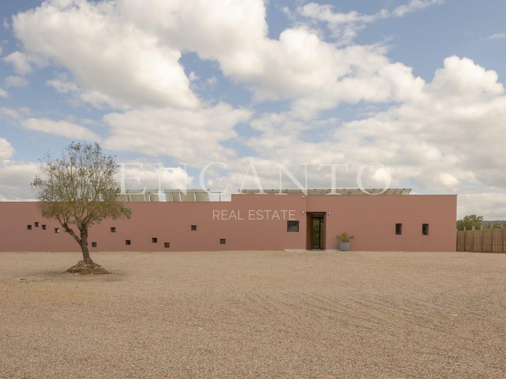 11.5 ha estate with 2 villas in Montemor-o-Novo - 1 hour from Lisbon
