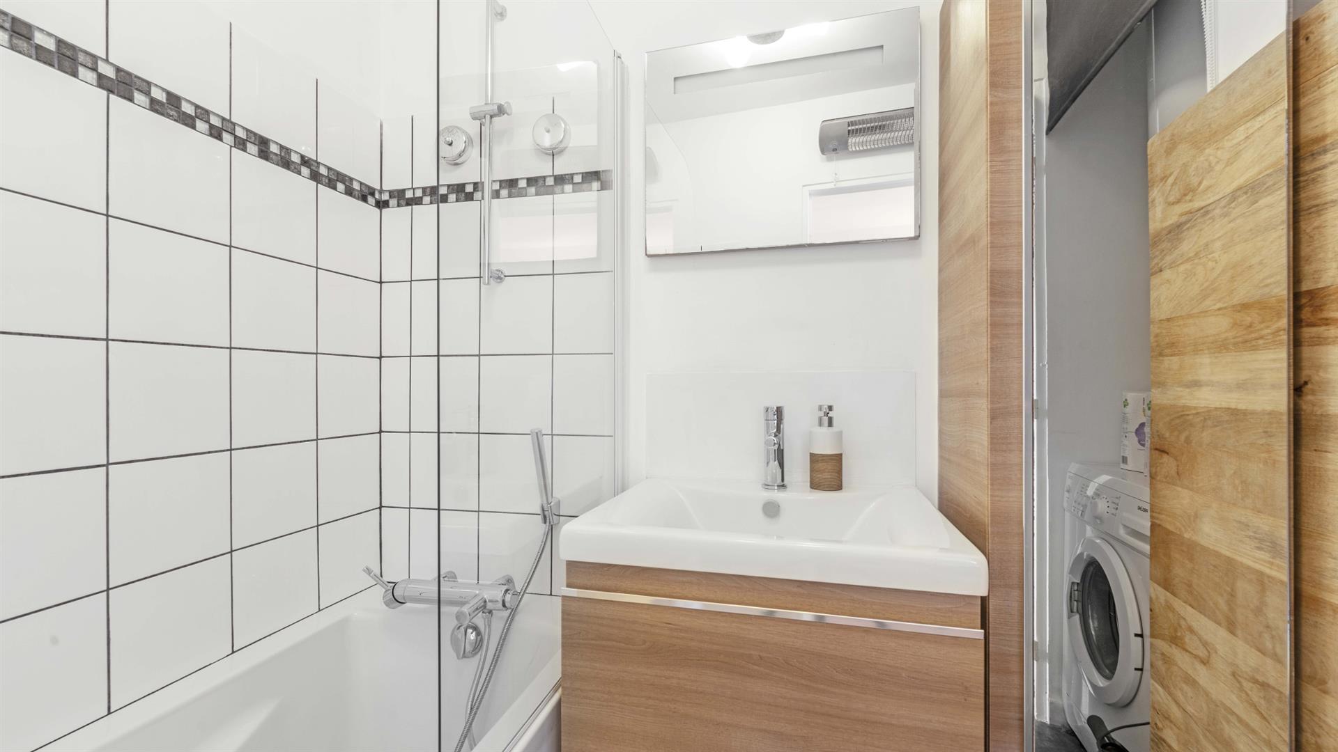 Apartment - Close to Place des Lices