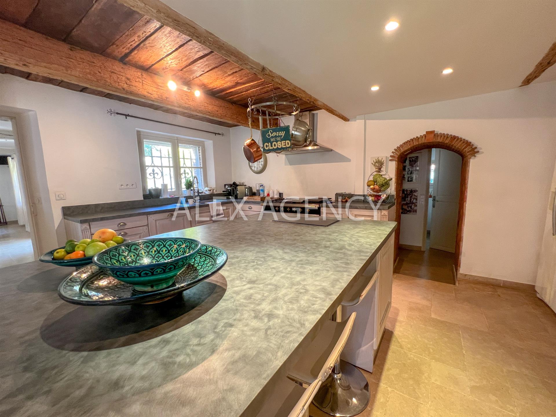 400M2 country house in Grimaud