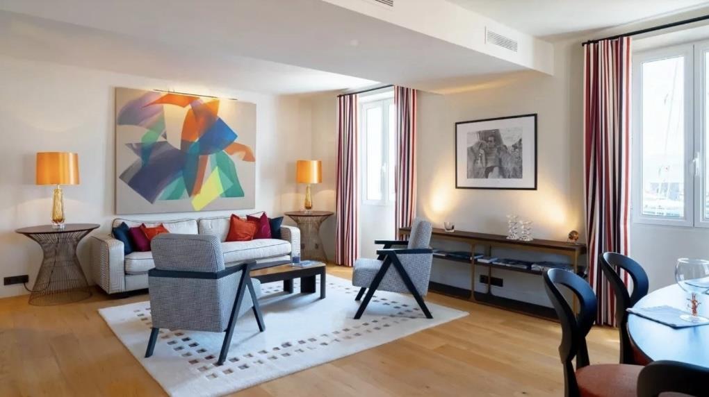 Luxury duplex Port of Saint-Tropez