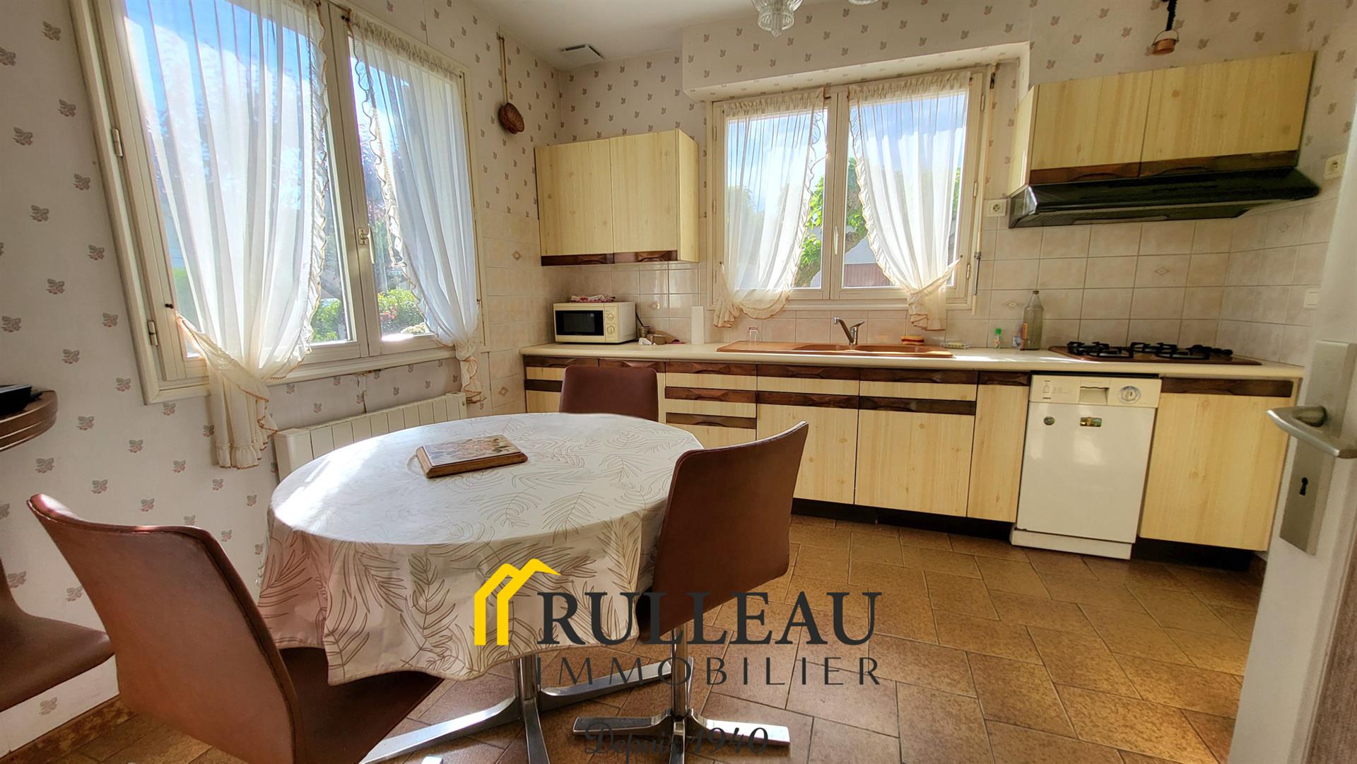 Vende-se casa térrea 117 m2 Hiper centro Saint-André-de-Cubzac Jardim, garagem e sob