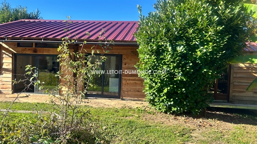 Chalet d'habitation avec mobil home et étang