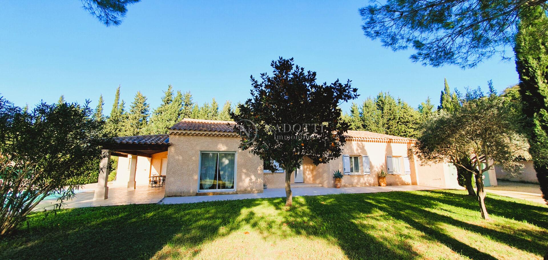 Maison Pernes Les Fontaines 4 pièce(s) 210 m2