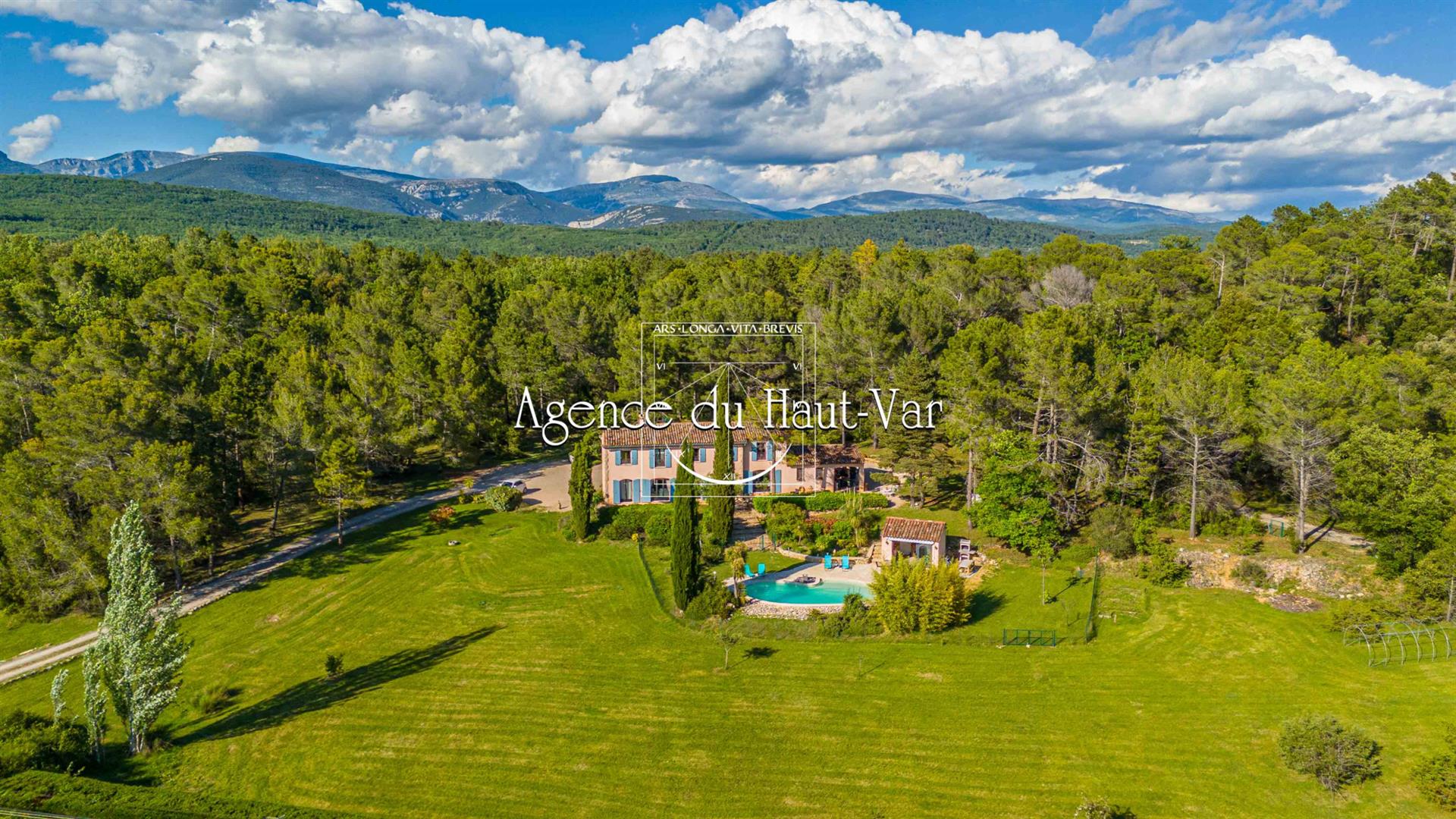 Charming property, 1.2Ha