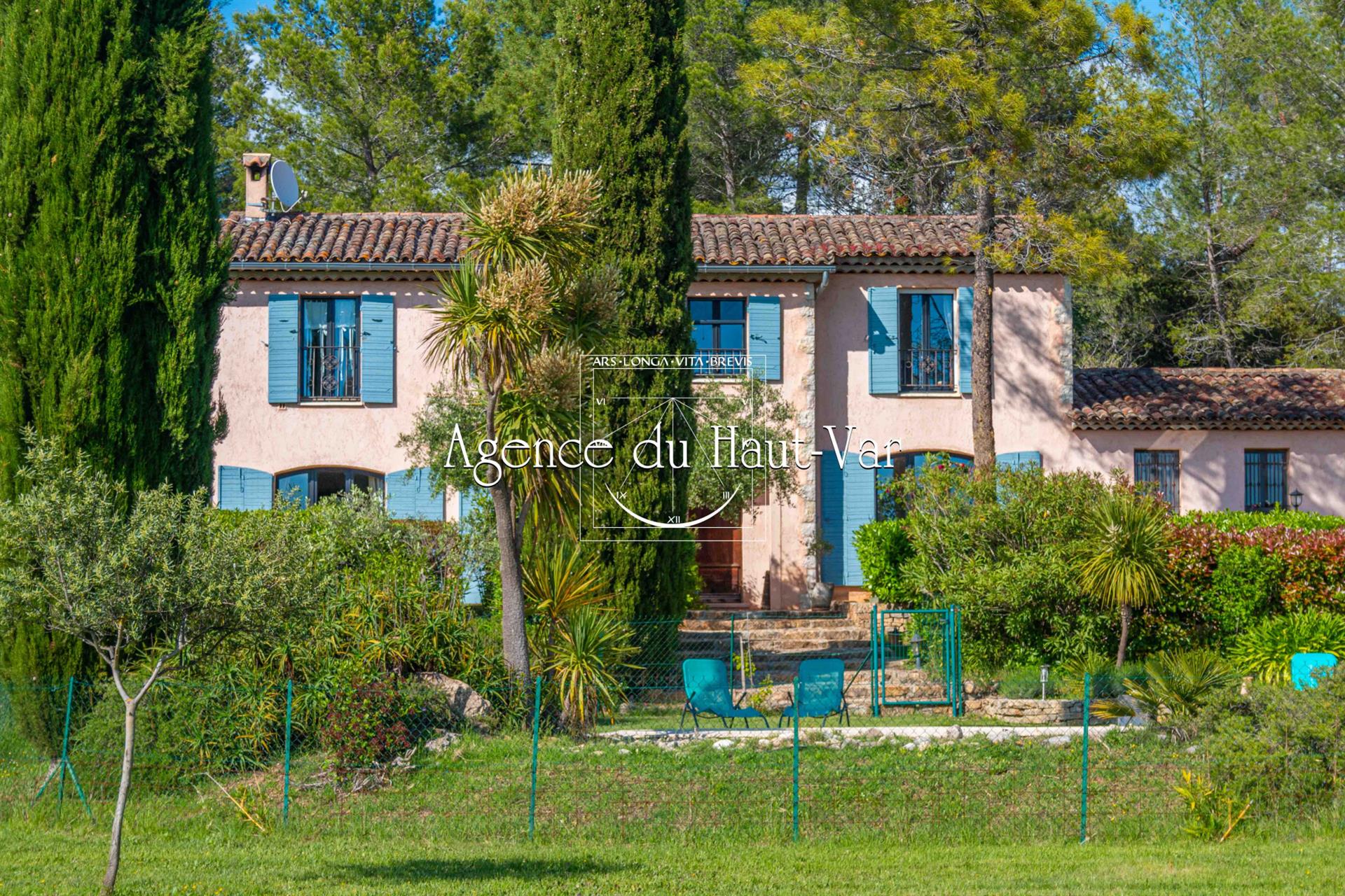 Charming property, 1.2Ha