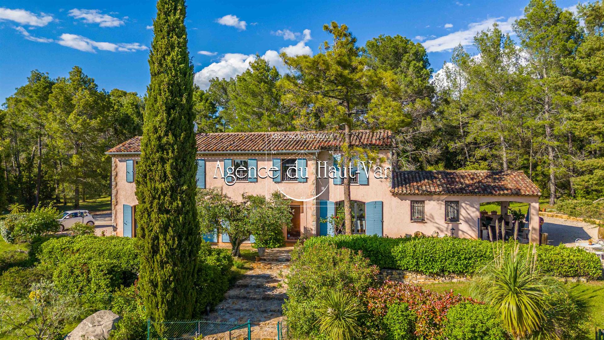 Charming property, 1.2Ha