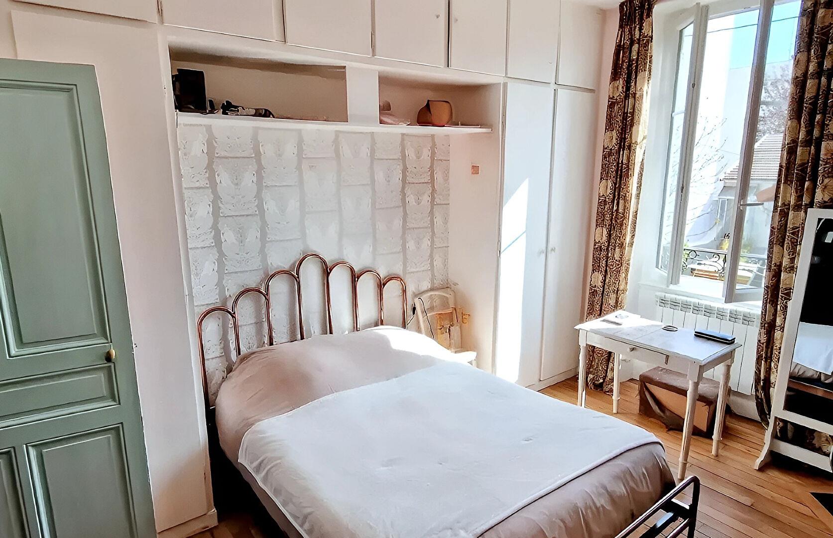 Charming renovated apartment 34 m² lower Montchapet