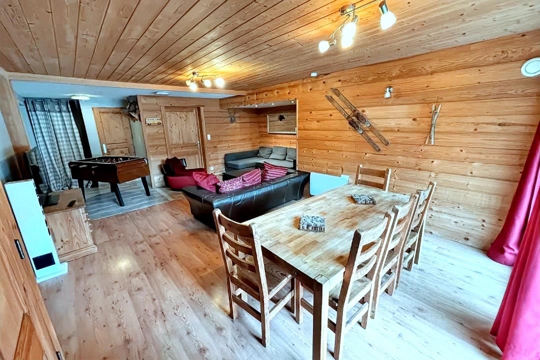 Cumpărare: Apartament (74390)