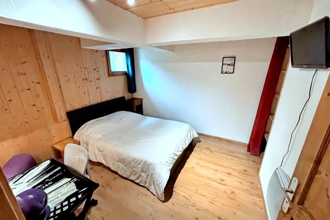 Cumpărare: Apartament (74390)