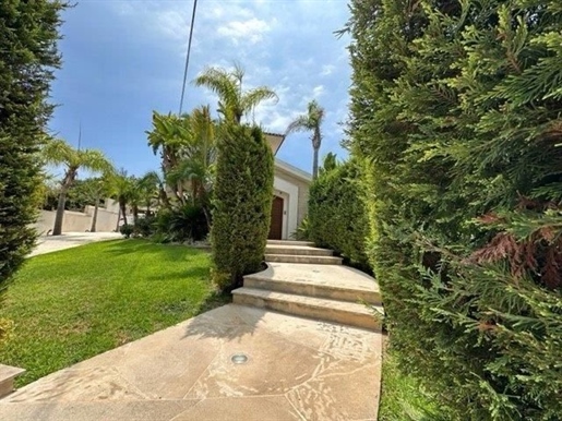 Sale beautiful private 4 bedroom villa with separate maids q