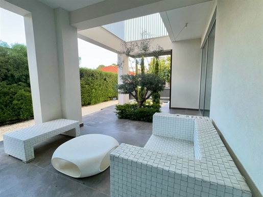 Brand New Modern House in the Center of Limassol Three Minut