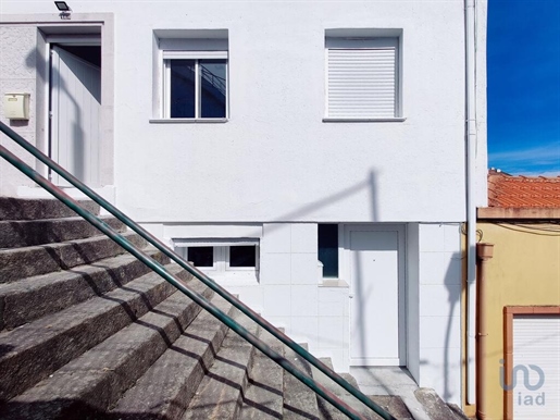 Appartement T2 à Porto de 55,00 m²