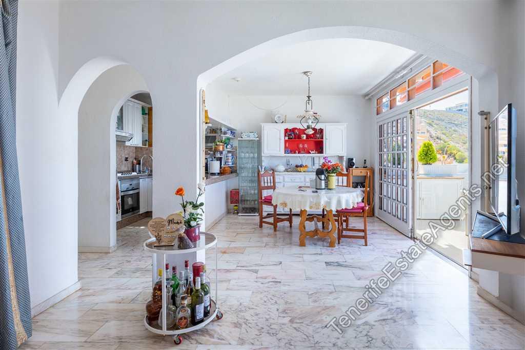 Purchase: Apartment (38660)