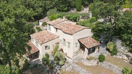 Fayence Provence: тихая красивая провансальская недвижимость на 2 га с панорамным видом