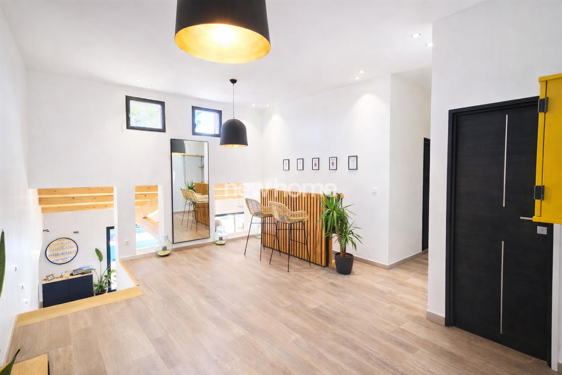 Moderne villa met uitzicht, zwembad en jacuzzi. - 10