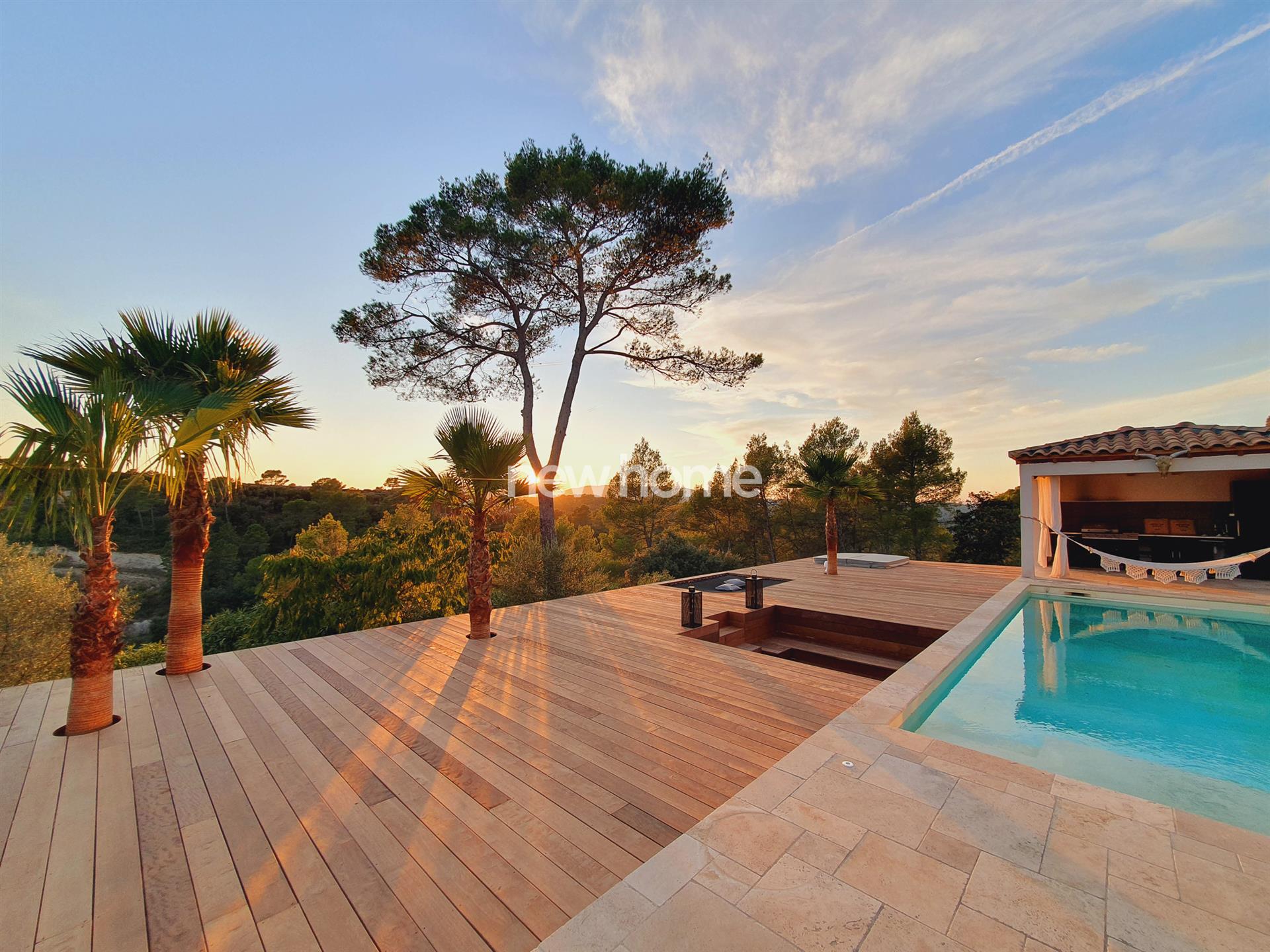Moderne villa met uitzicht, zwembad en jacuzzi. - 18