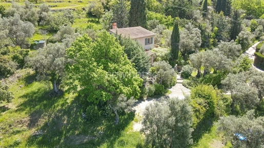 Provence Fayence villa met panoramisch uitzicht en loopafstand van oude centrum