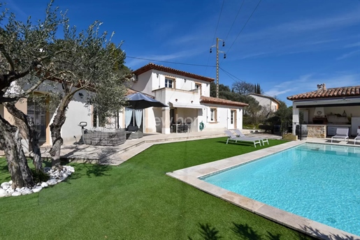 Lorgues - Contemporary house within walking distance of the village