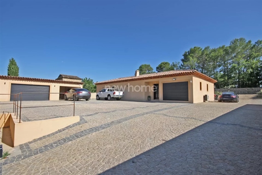 High quality single level villa in Lorgues