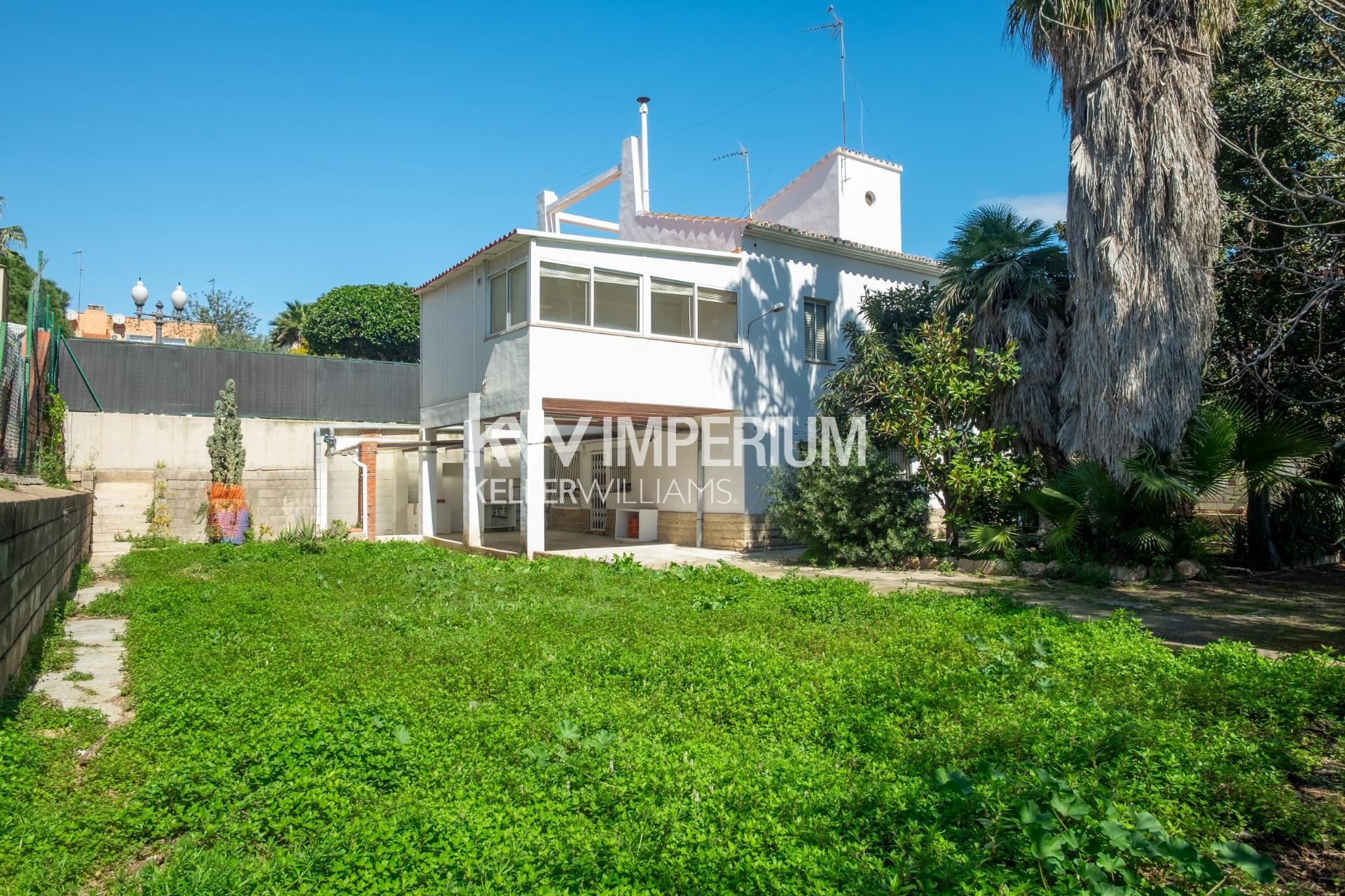 Purchase: House (43007)