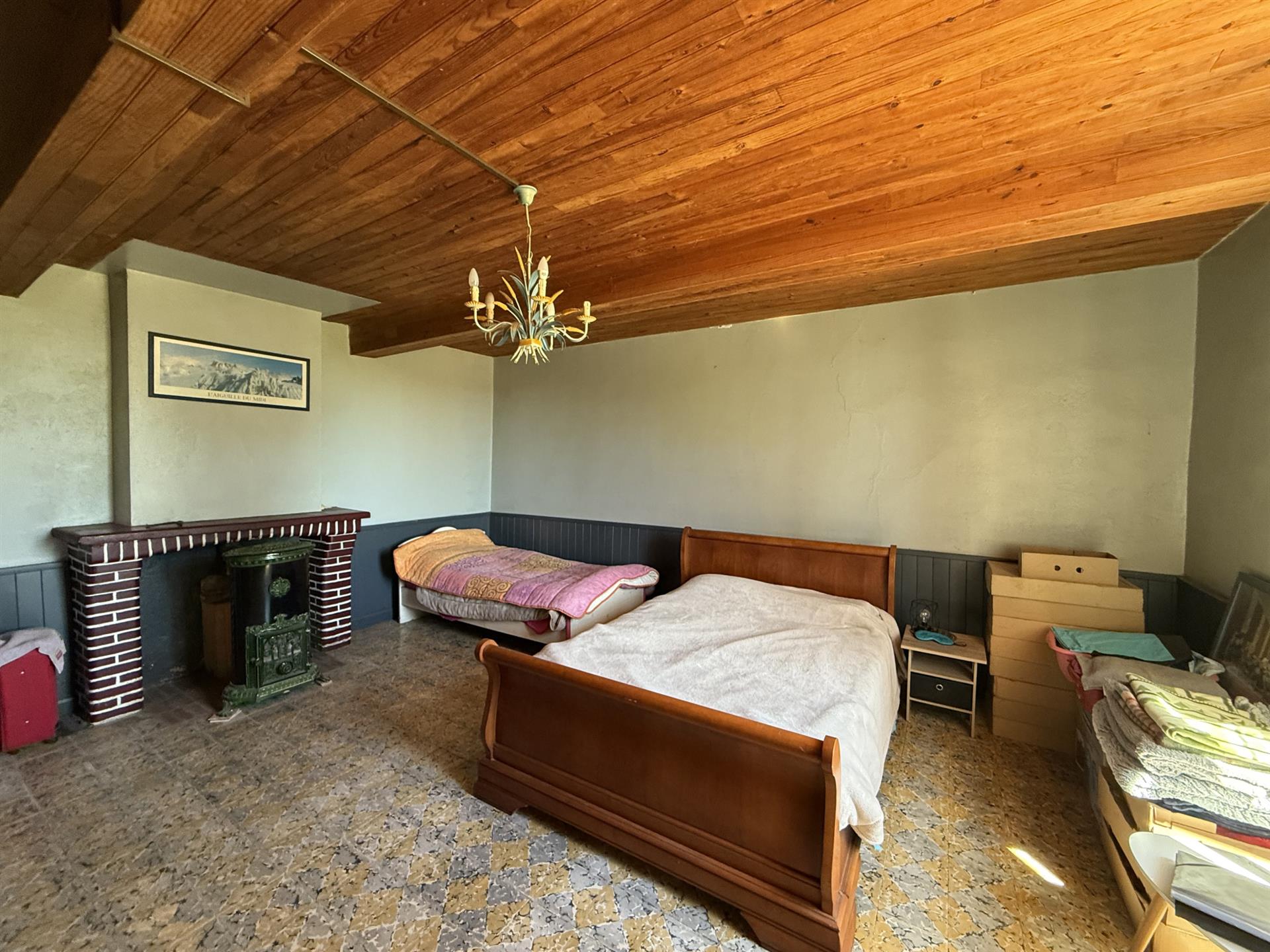 Farmhouse T5 162 M2 / Outbuildings / 9.9 Hectares / Pyrenees View