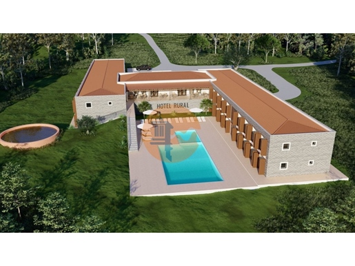 Quinta Ilha da Madeira à Albufeira avec projet approuvé pour l'hôtel rural avec 2000m2
