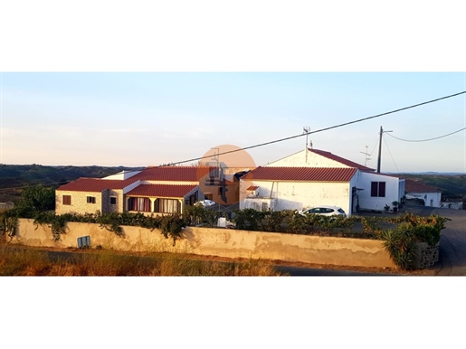 Casa V3 Con Garage, Vigneto E Terra Del 2100 Nel Villaggio Di Corte Do Gago - Castro Marim - Algarve